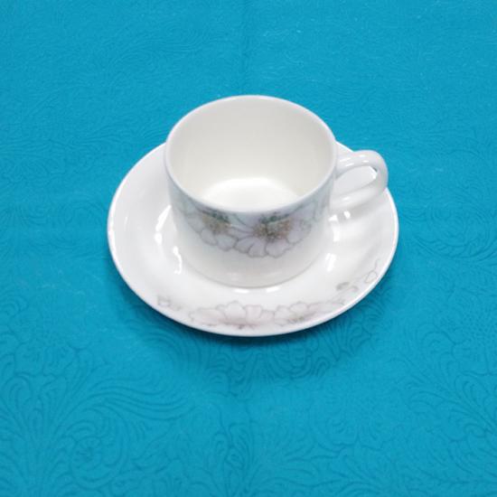 Table cloth roll tnt pp nonwoven table cover